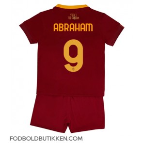 AS Roma Tammy Abraham #9 Hjemmebanetrøje Børn 2022-23 Kortærmet (+ Korte bukser)